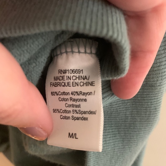 Young Fabulous & Broke Teal Ombré M/L Sweatshirt - Picture 6 of 11